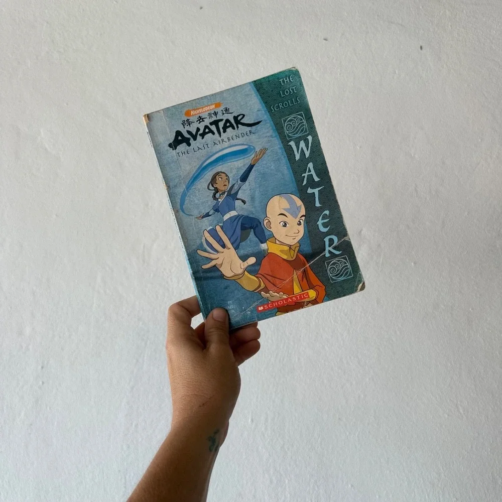 Avatar‎ The Last Airbender The Lost Scrolls Water 2007